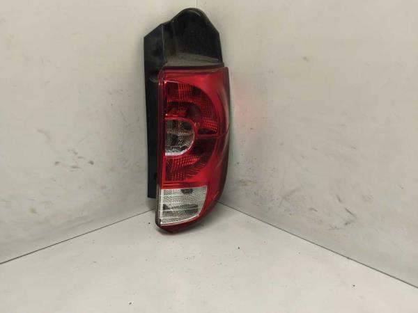 FEU ARRIERE DROIT MITSUBISHI - Vue 1